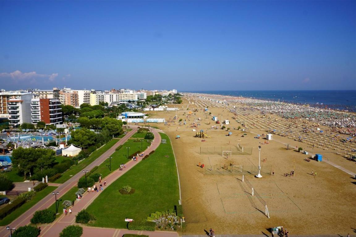 Appartamenti Auriga Bibione Bagian luar foto